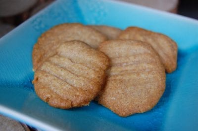 Easy Cheesy Crackers recipe for a healthy snacks idea