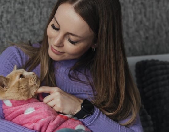 Mental Health Benefits of Adopting a Pet